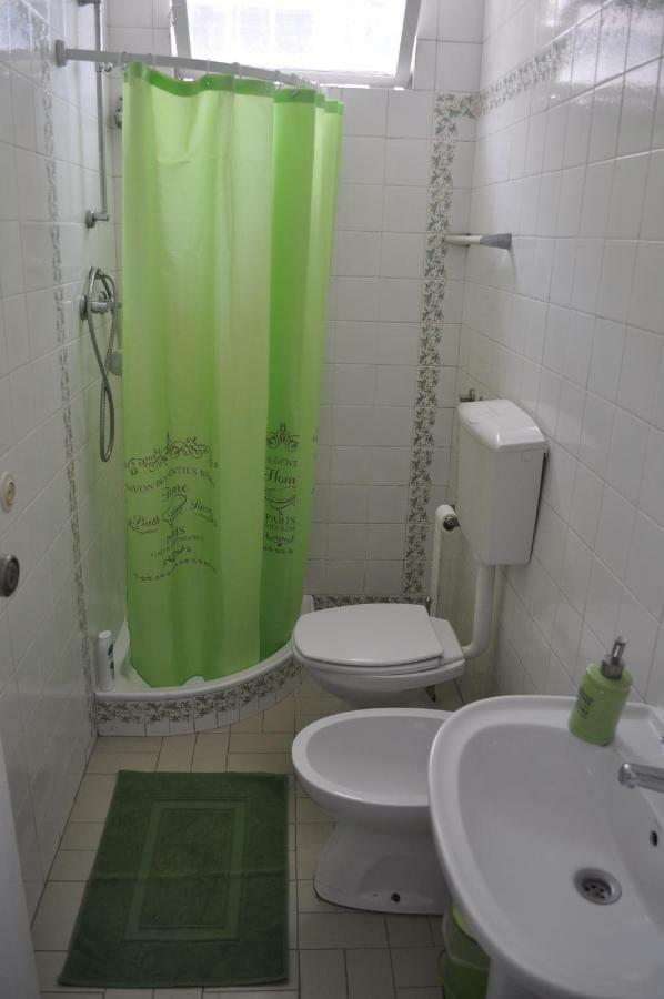 F! Lisbon Guest House מראה חיצוני תמונה